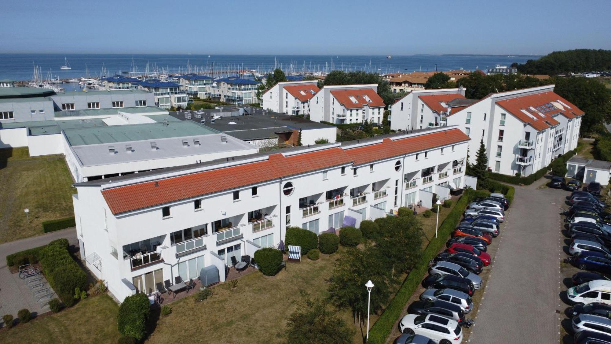 Yachthafenresidenz-Wohnung-9207-895 Kuehlungsborn Exterior photo